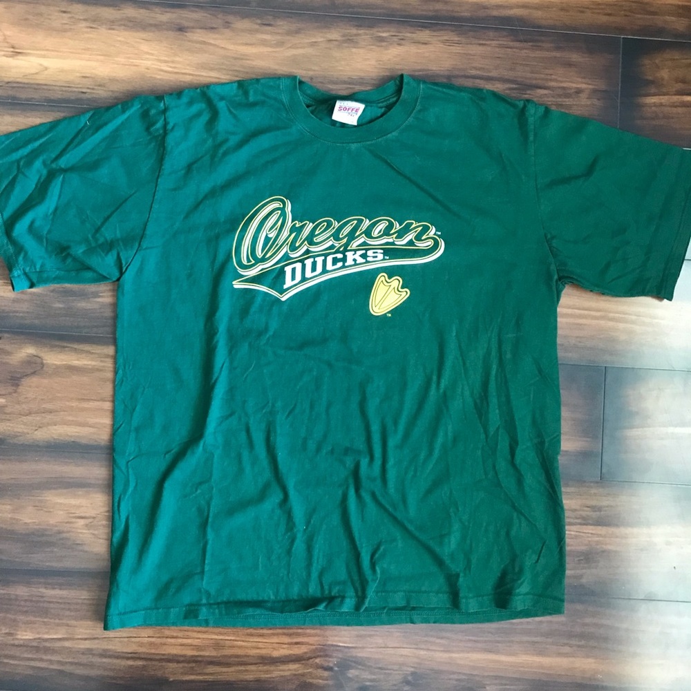 Early 2000’s Oregon Ducks shirt